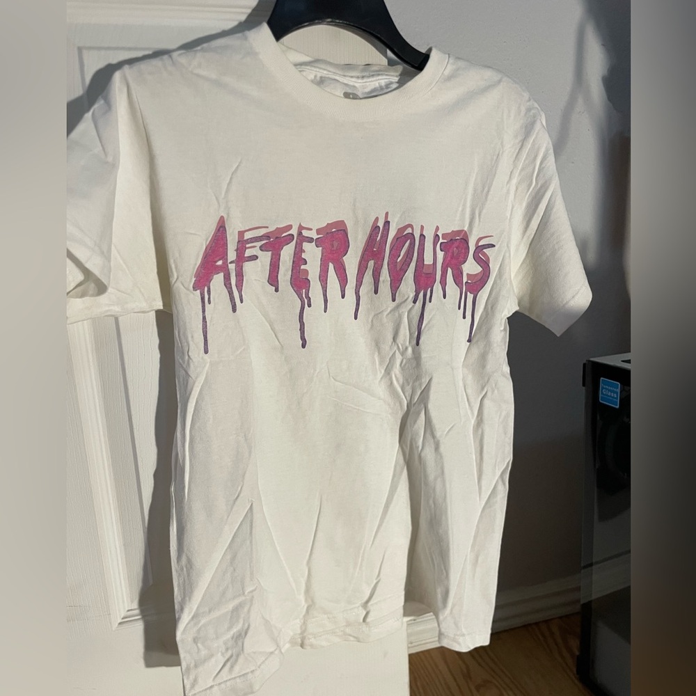 After Hours White and Pink Graphic T-Shirt